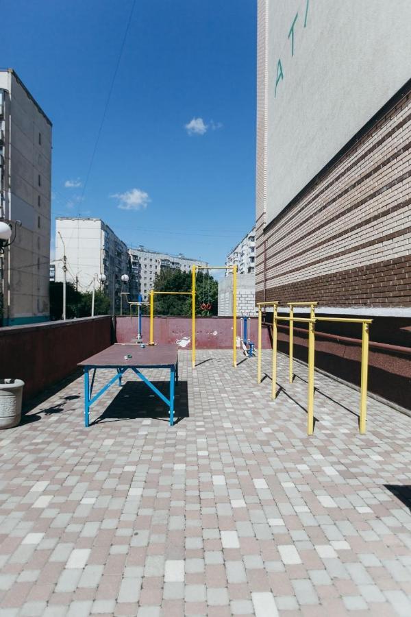 Atlant Luxury Big Family Apart On Golovna З Двома Окремими Спальнями Навпроти Тц Депот Безконтактне Заселення Tjernivtsi Exteriör bild